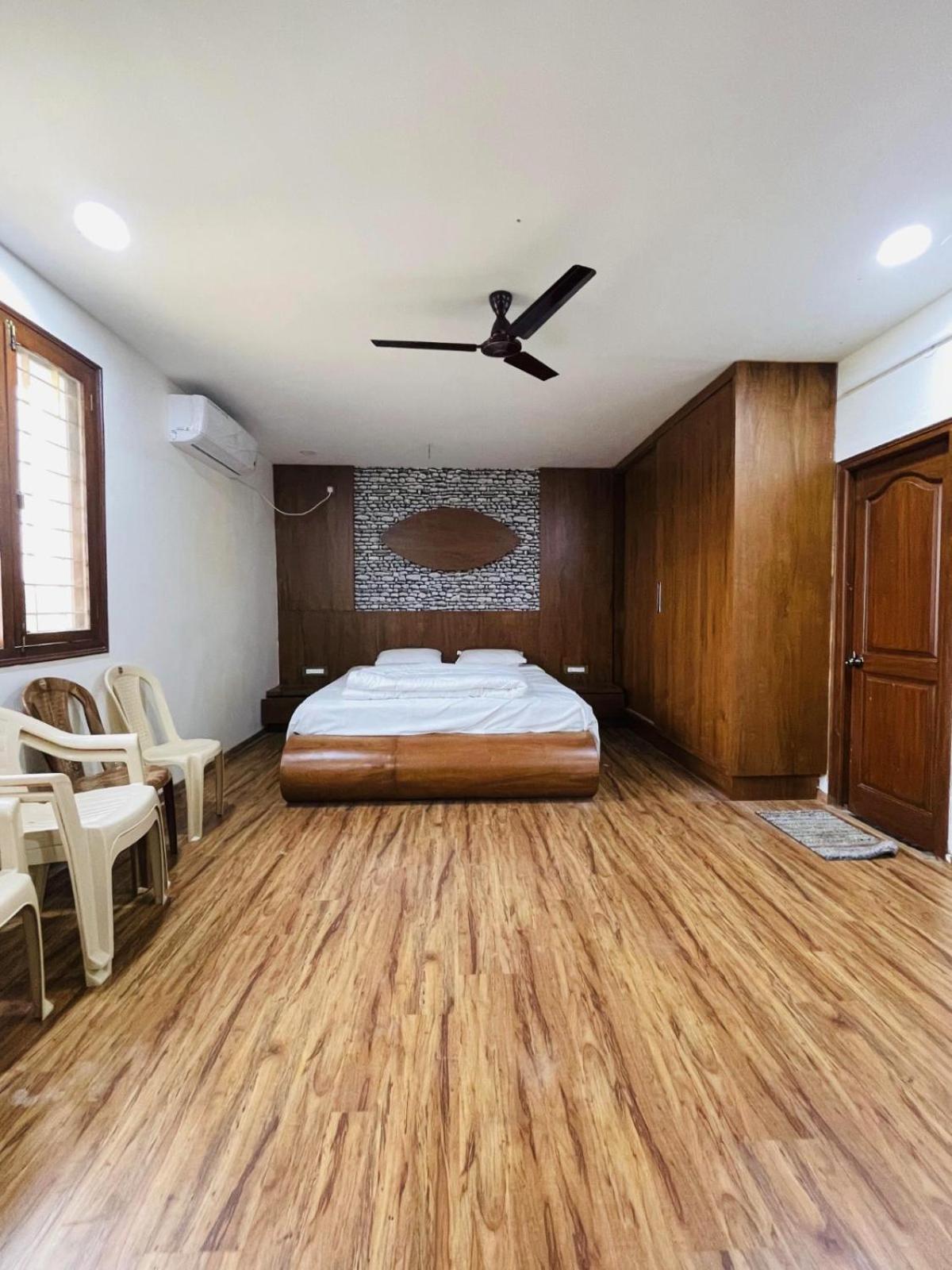 Dhruva Service Apartment Bidadi Luaran gambar